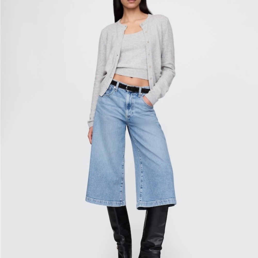 Stylish Women's Light Blue Wide Leg Jeans